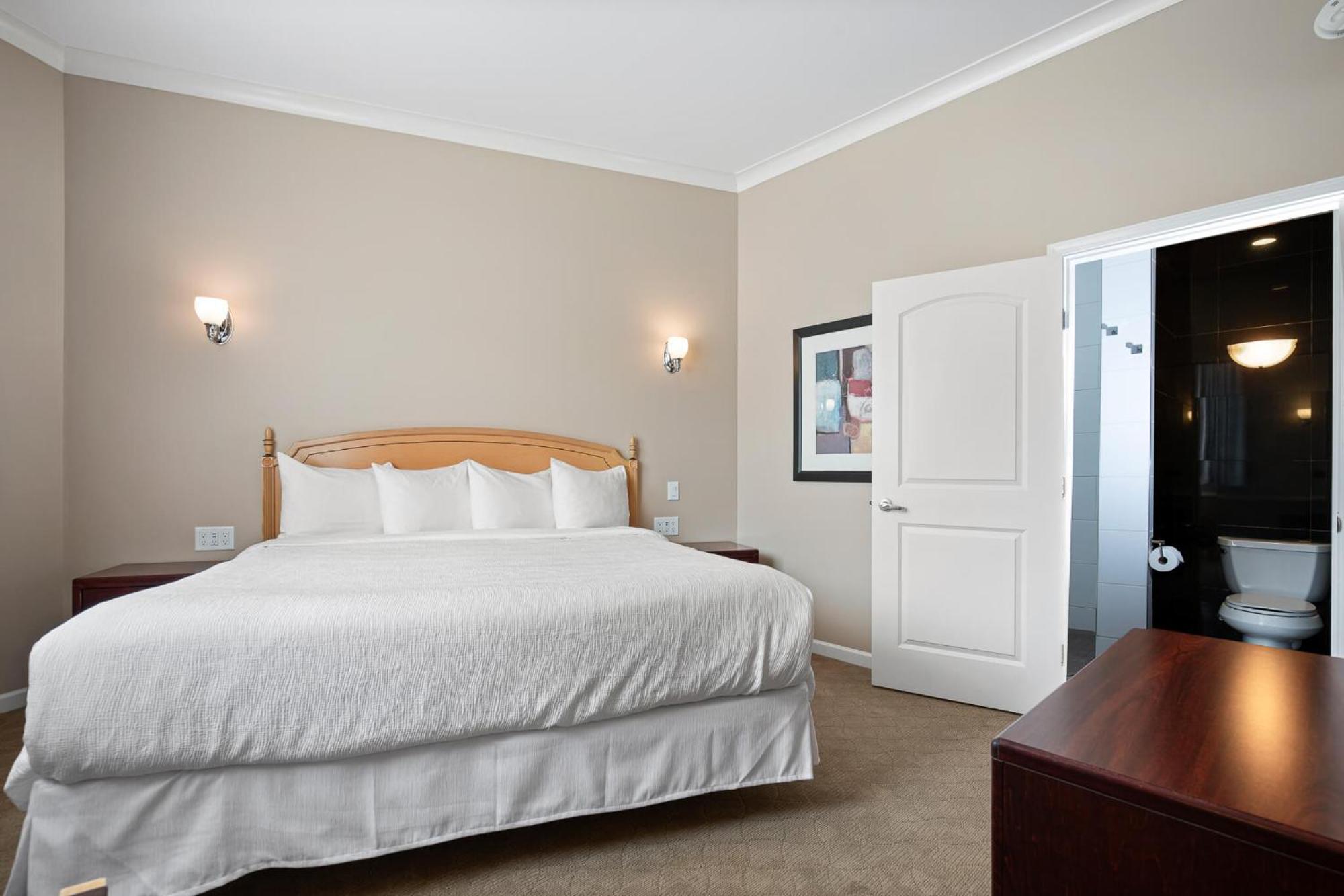 Trail Glenwood Inn & Suites מראה חיצוני תמונה
