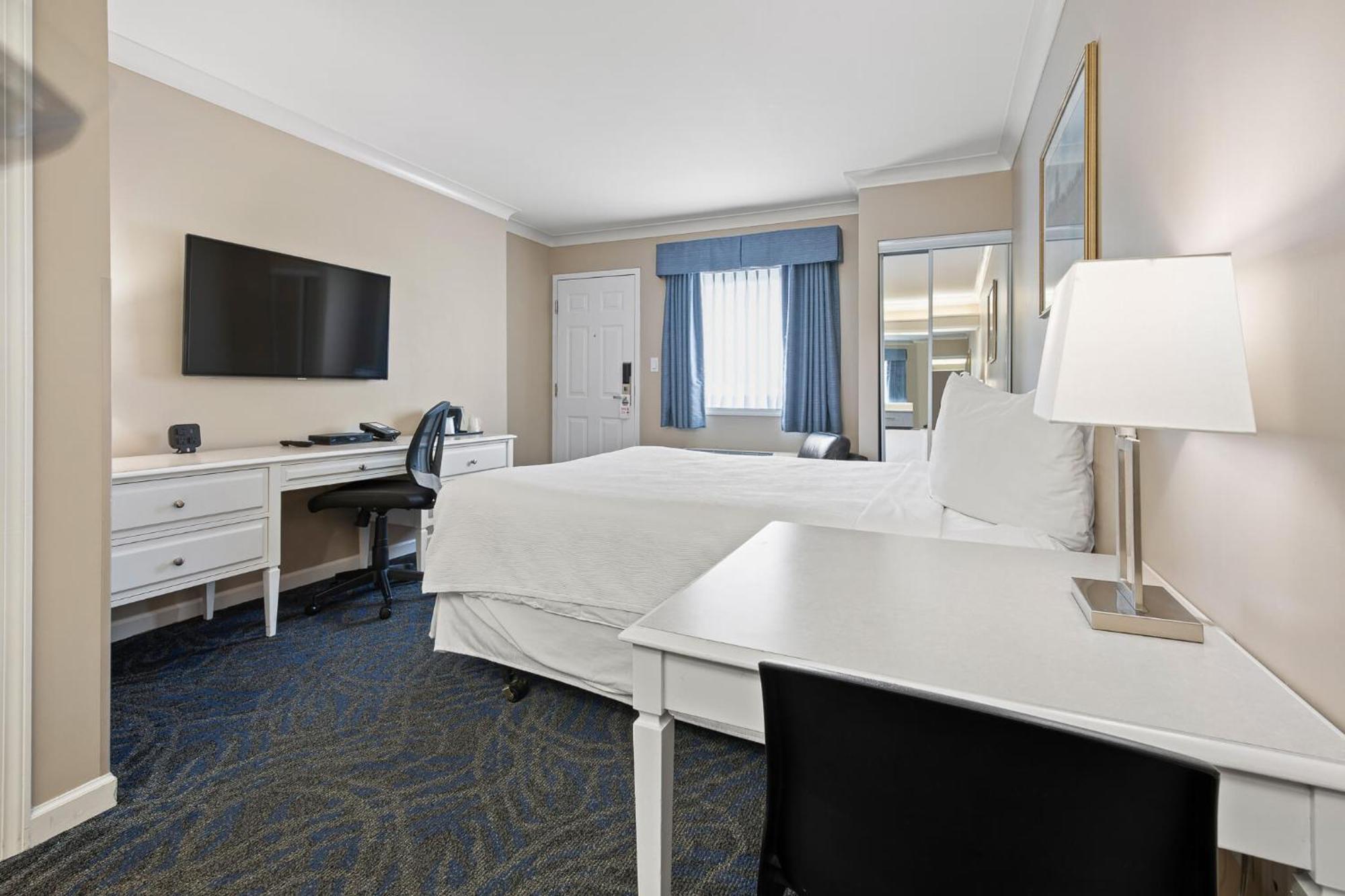 Trail Glenwood Inn & Suites מראה חיצוני תמונה