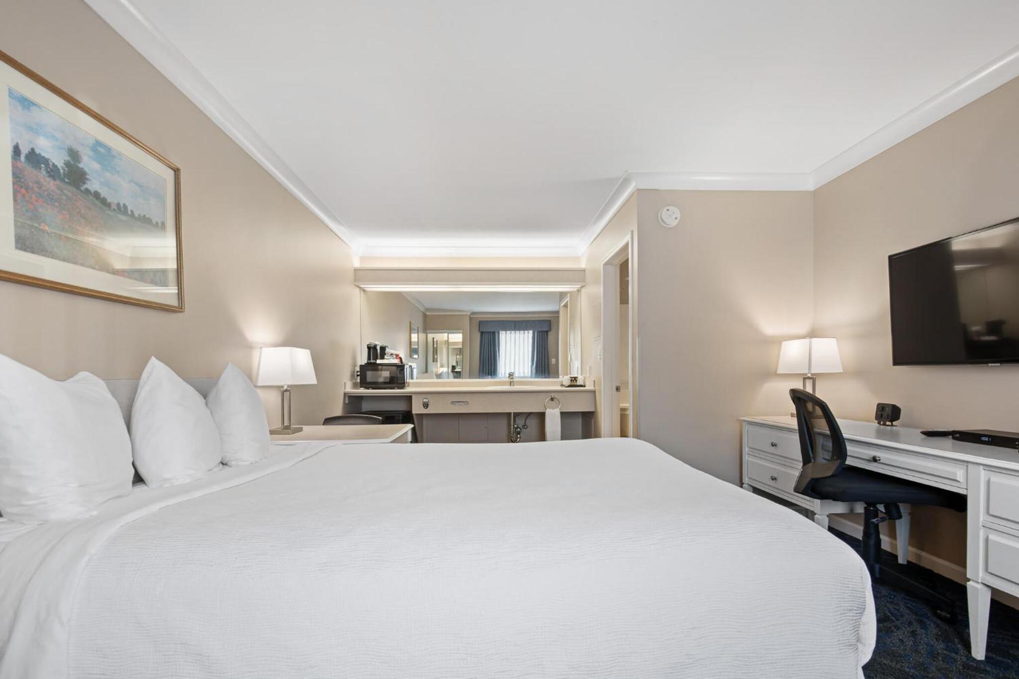 Trail Glenwood Inn & Suites מראה חיצוני תמונה